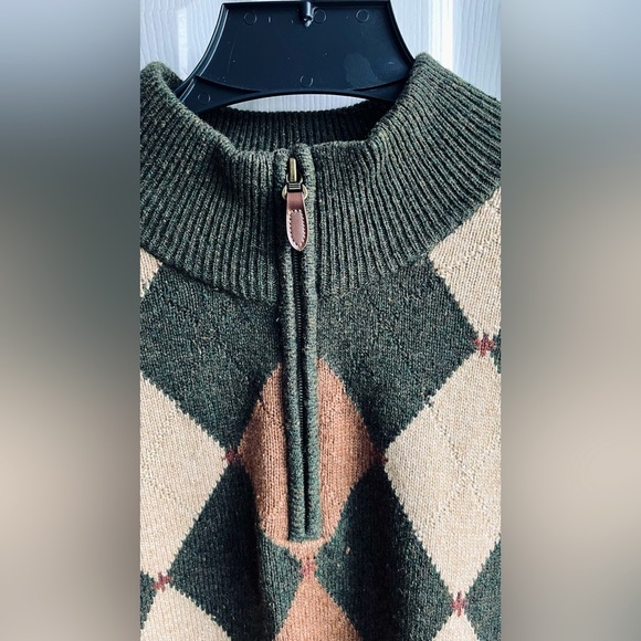 Jos A Bank MENS Size XL Sage green with tan - Picture 2 of 3